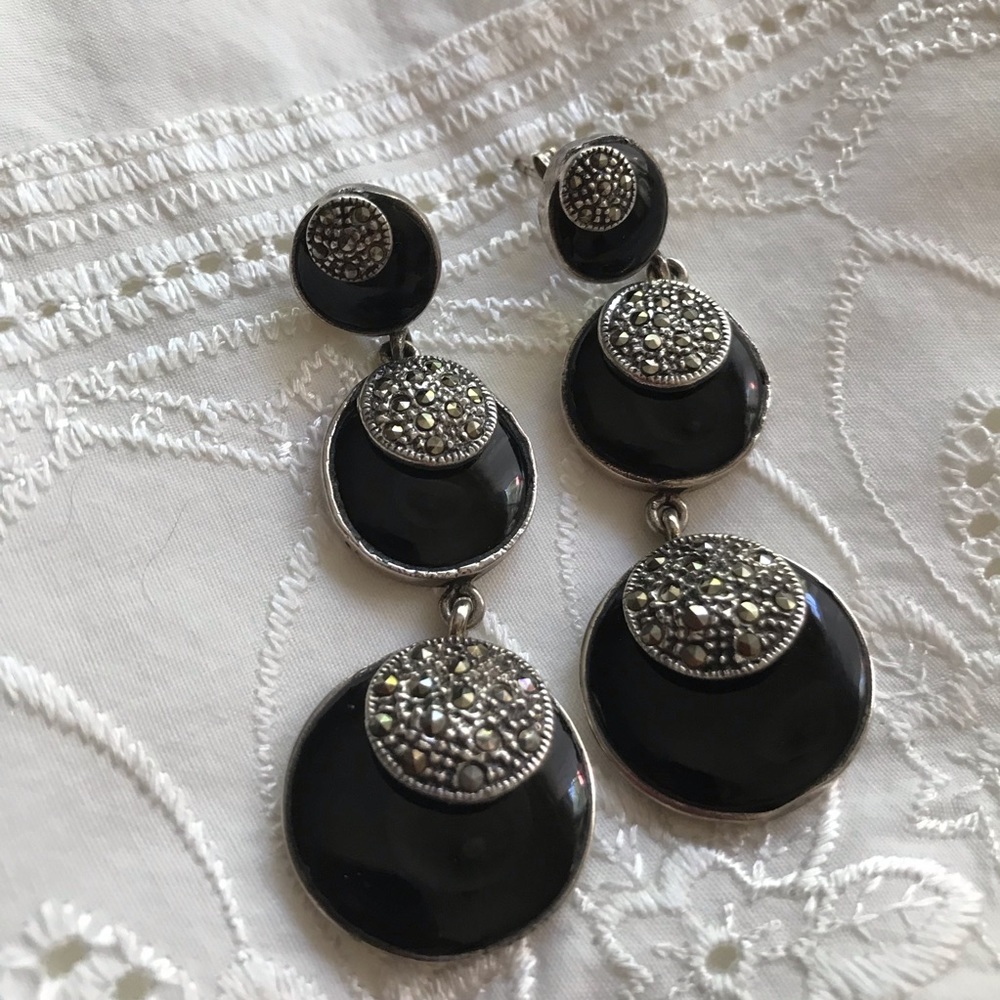Blk/marcasite 2.25”x7/8”x1”@widest earrings xlnt!!